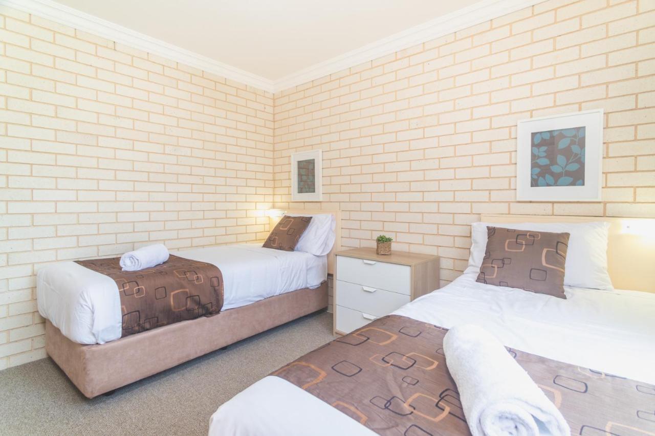 Santa Fe Motel&Holiday Units Lennox Head Exterior foto